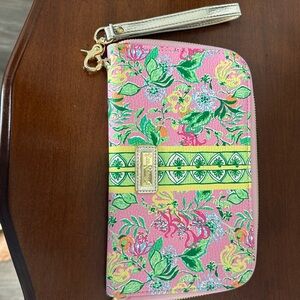 Lilly Pulitzer travel wallet